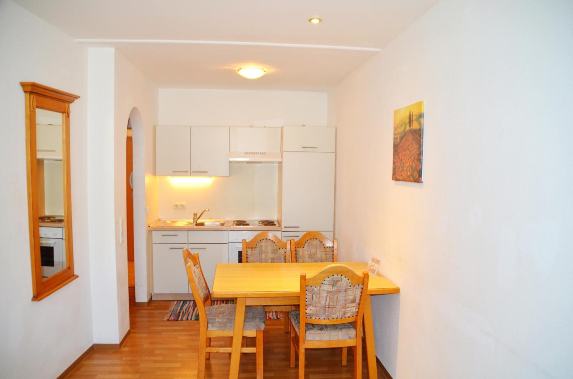 Neue Post - Apartments Zell am See Quarto foto